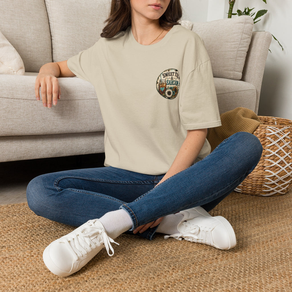 T-Shirt — “Sweet Tea & Sarcasm” Vintage Floral Pocket Graphic